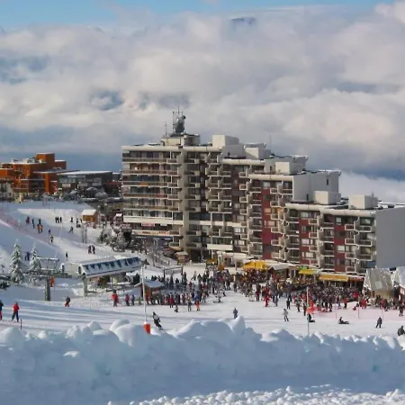 Au Pied Des Pistes Avec Balcon Et Casier A Skis - Fr-1-557-86 Lejlighed Les Adrets